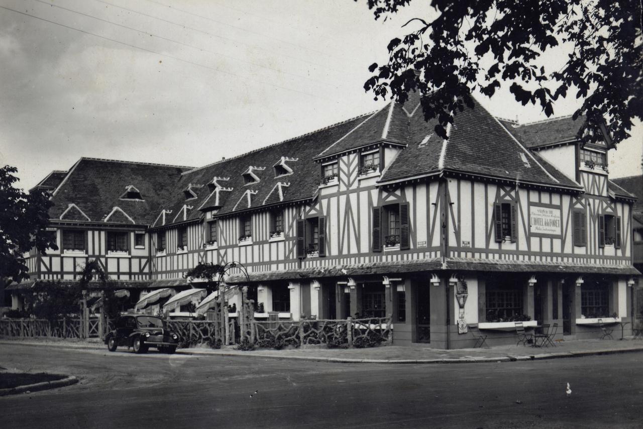 Logis Hotel La Foret Senonches Luaran gambar