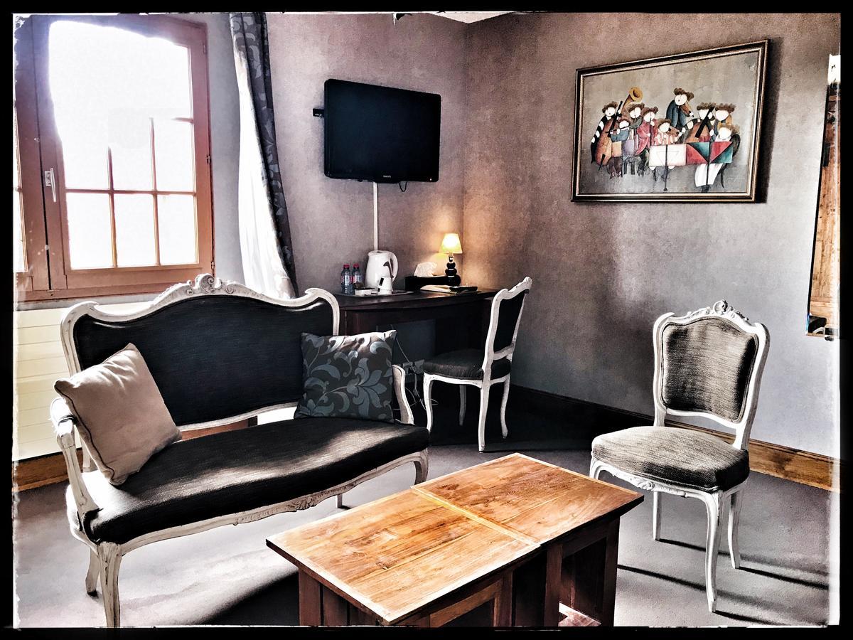 Logis Hotel La Foret Senonches Luaran gambar